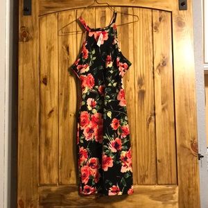 Black floral M dress,never been worn.